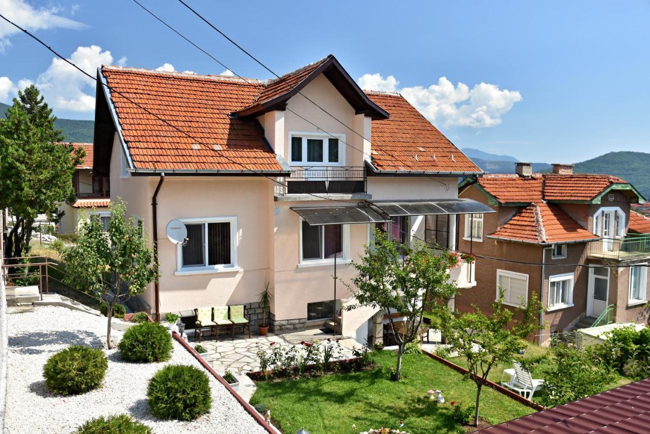 Saint Maria Guest House Velingrad Kültér fotó